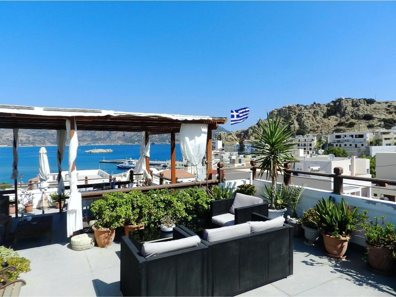 Odyssey Hotel Apartments Karpathos Exteriér fotografie